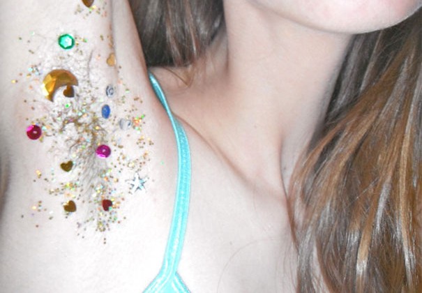 Glitter Armpits May Probably Be Taking Over The Year 2016 World Of Buzz 