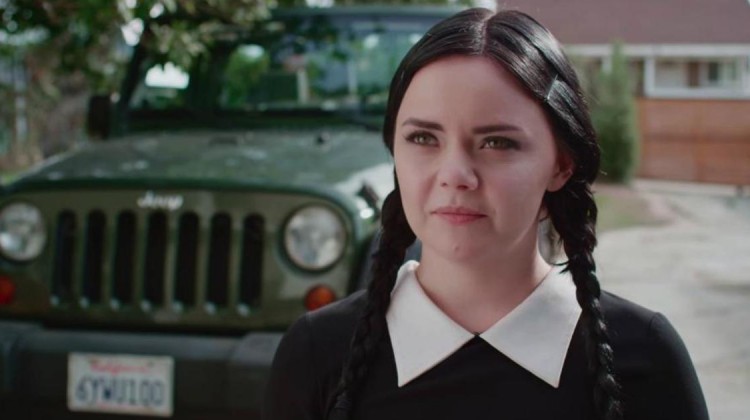 catcalling Addams FAmily Adult Wednesday Addams Youtube Serie