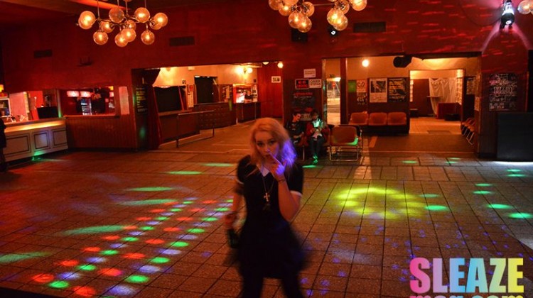 Party Astra SLEAZE Tanzen DJ