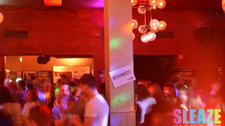 Party Astra SLEAZE Tanzen DJ