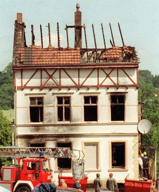 Bewaffnet in Flüchtlingsheim solingen anschlag