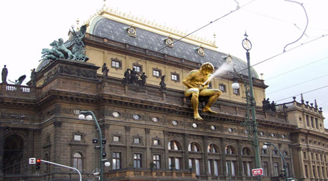 Seltsame Statuen Im Namen der Kunst SLEAZEMAG