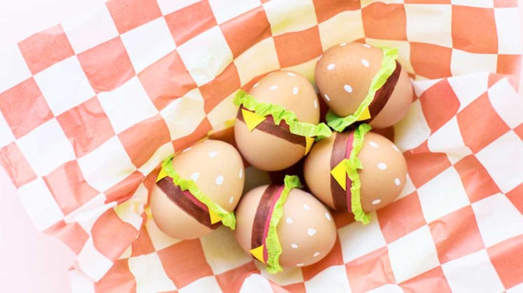 foto jeff mindell studio diy burger-ostereier basteln kreative ideen für ostern
