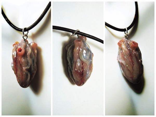 Loebel Schmuck Organe gruselig